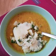 vegan golden cauliflower dhal soup with parsely mash